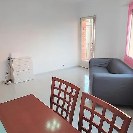 Beautiful Private And Exterior Double Room. Apartamento Esplugues de Llobregat